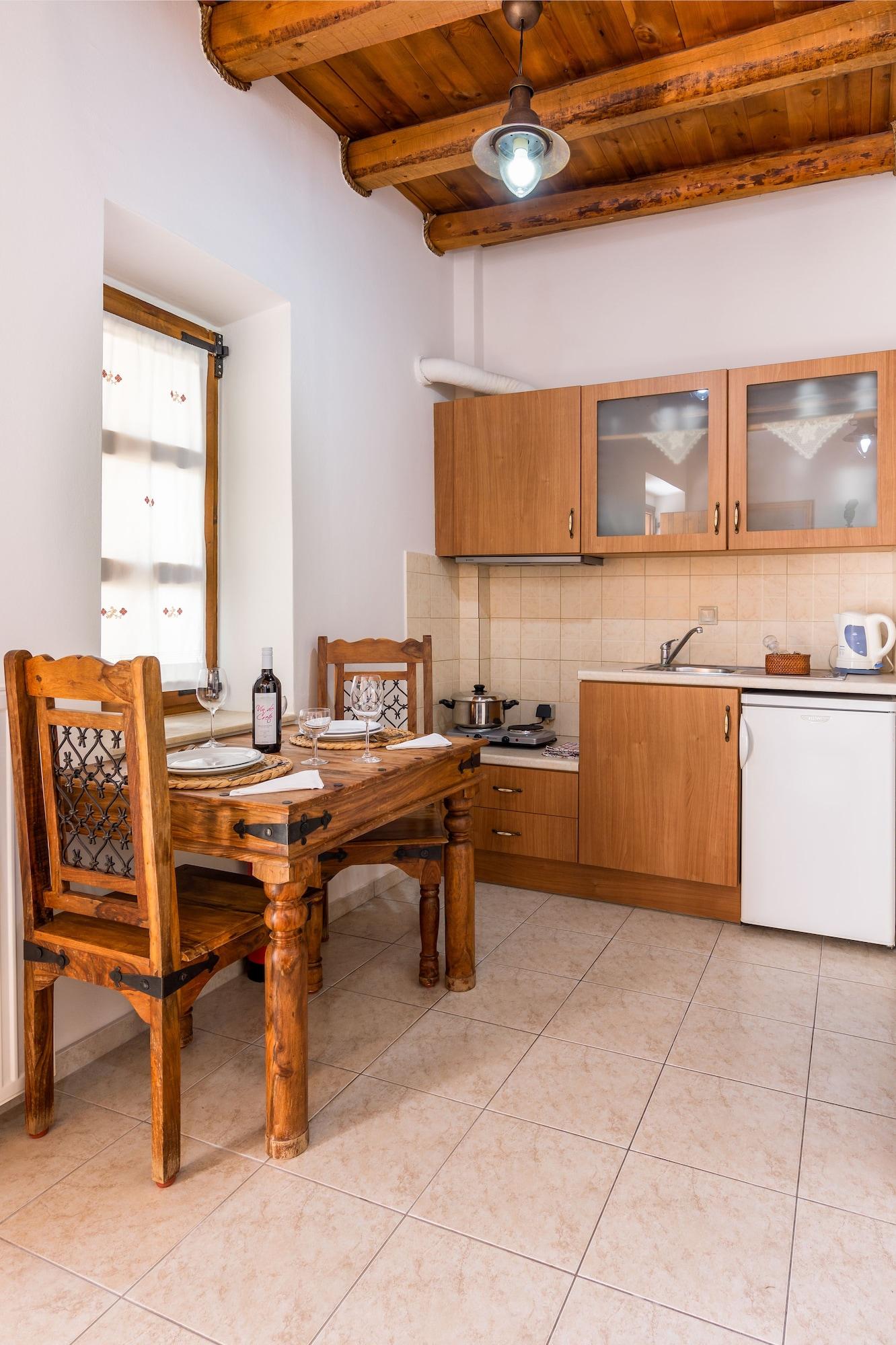 Petronikoli Traditional House Apartment